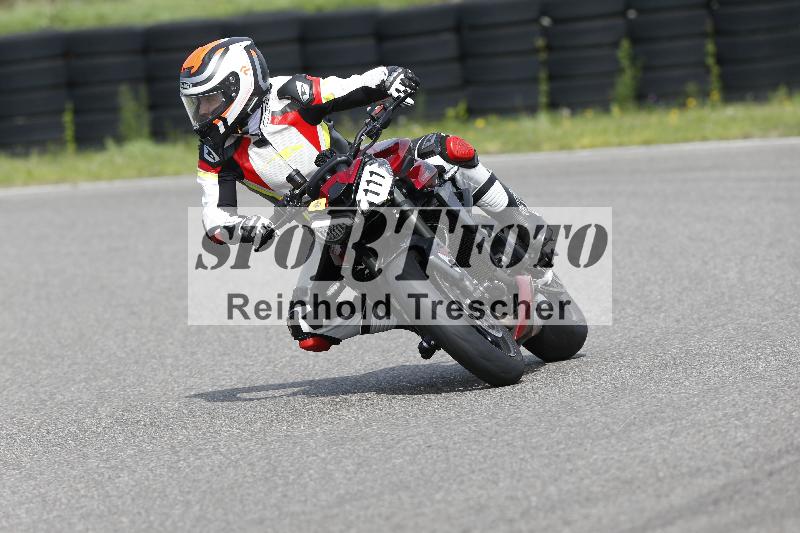 /53 16.09.2025 Track Day Domi Aegerter ADR/Gruppe gelb/111